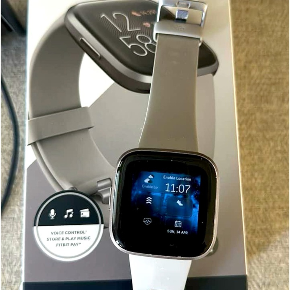 Fitbit Versa 2